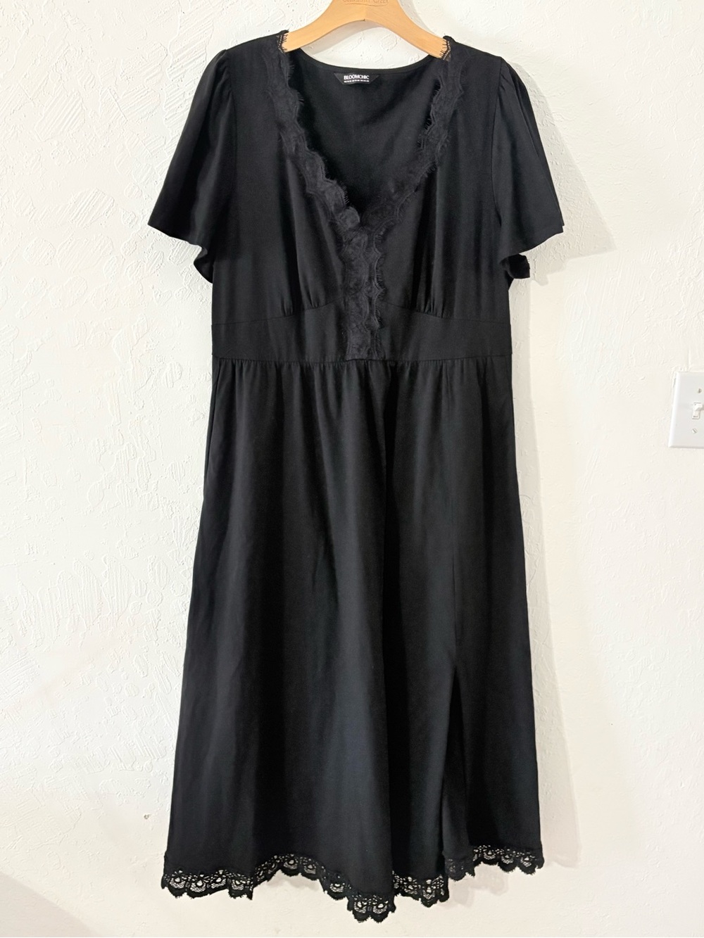 Bloomchic Women 14/16 Midi Dress Black Short Sleeve‎ Lace Trim Side Slit Boho